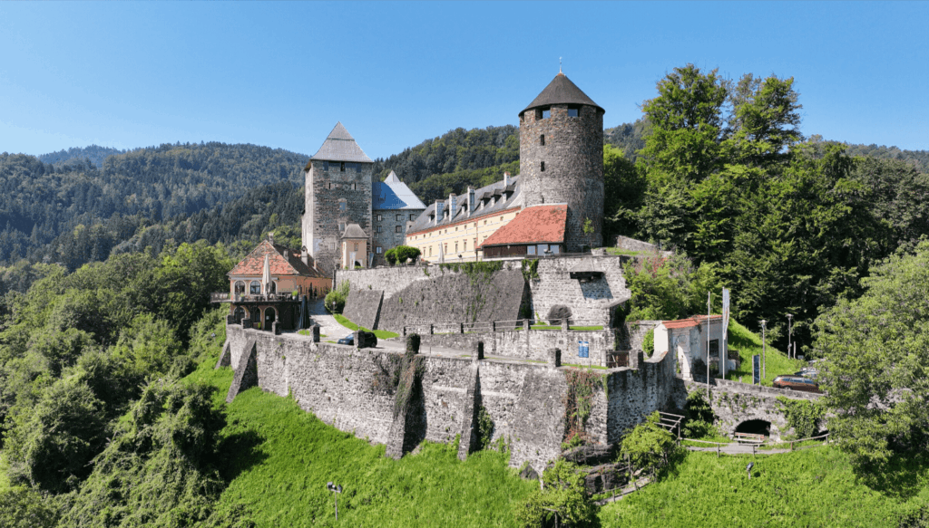 Historic Castles and Culinary Treats in Deutschlandsberg